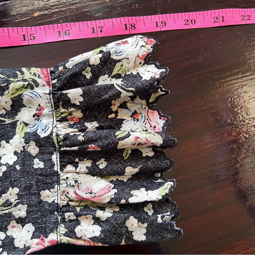 LRL Lauren Jeans Black Floral Ruffled Button Down Romantic Blouse. Size S - Picture 15 of 15